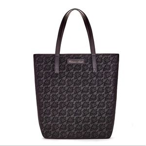 ✨Host Pick✨Vs floral lace tote